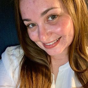 Meet your Posher, Victoria